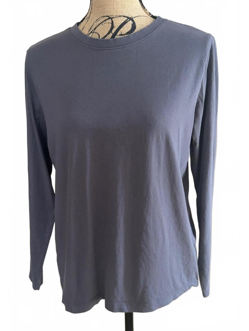 940: Primark Cares Regular Fit Long Sleeve T-Shirt - Large